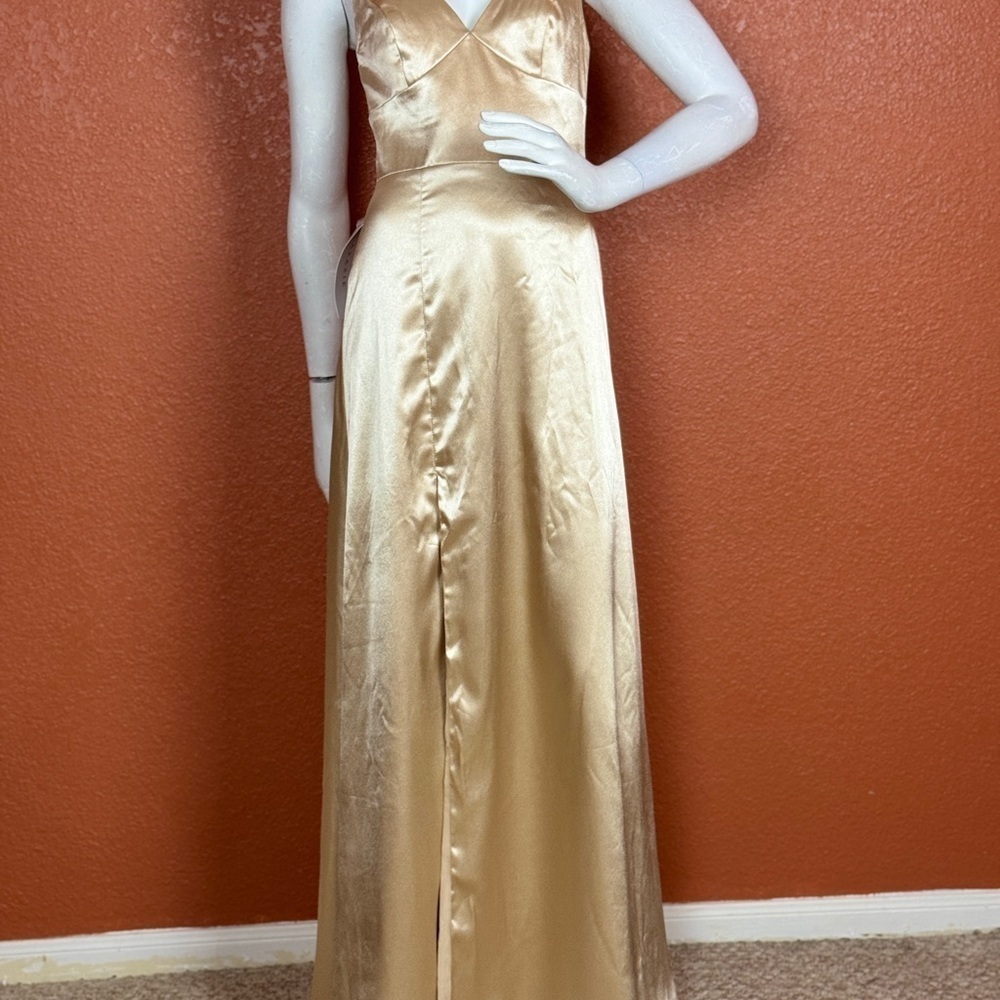 AZAZIE Elegant Gold Satin Evening Gown Size A2. E83